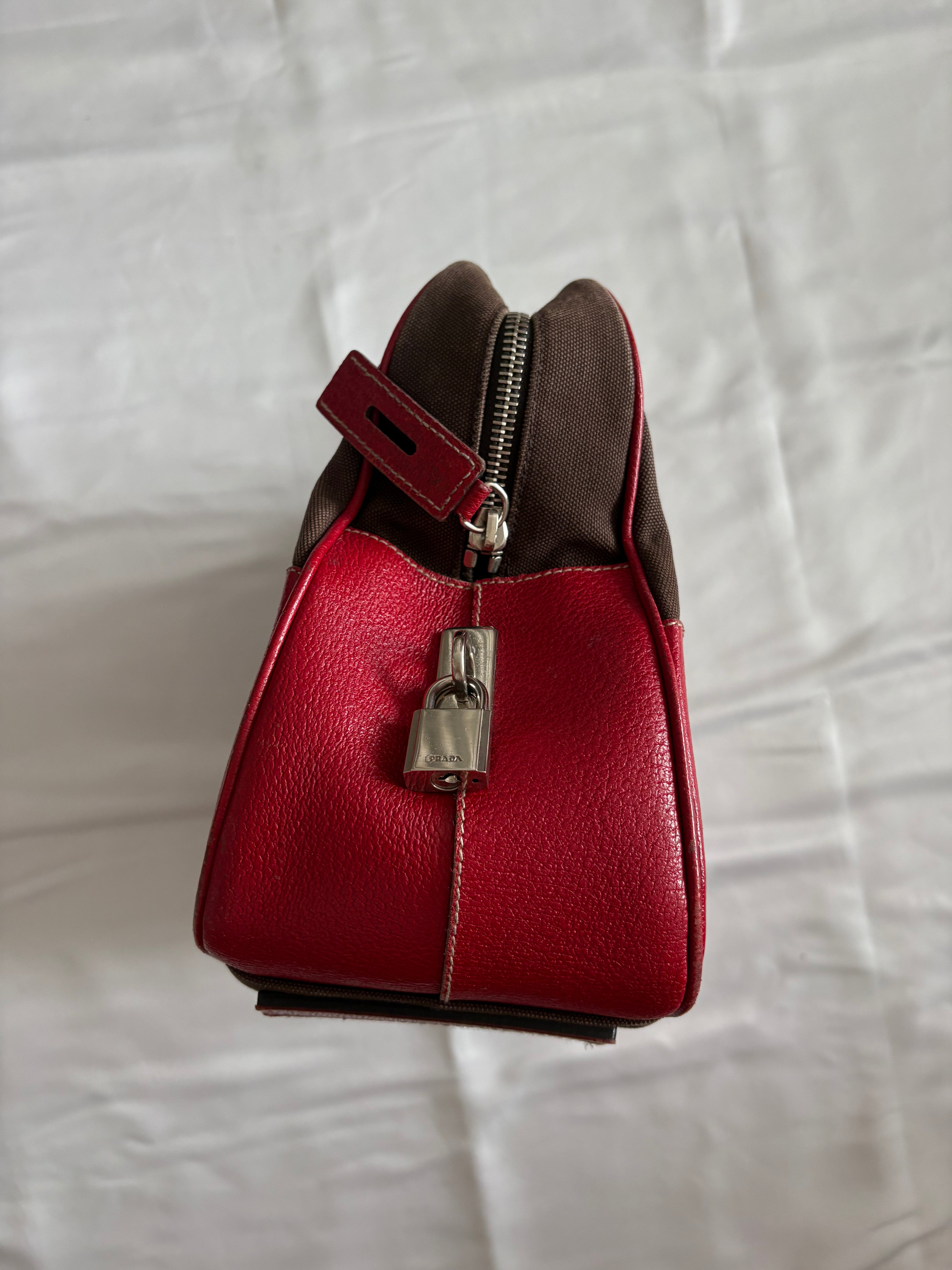 Bolso Bowling Prada Re-Edition from 1978